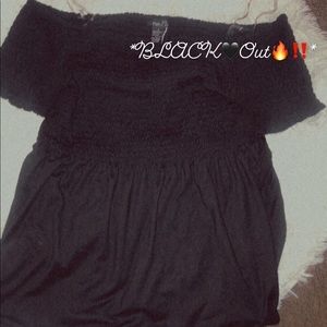 Off the shoulder ~*Bl🖤ckOut🔥‼️*